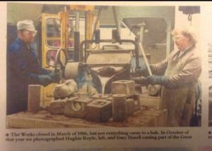 Gary Hazell and Hughie Royle casting part of the Blondinis sculpture in the GWR Works