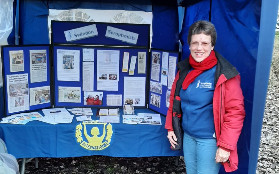 Swindon Soroptimists Plant Trees