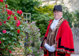 Malmesbury gardening and art competitions returns - Malmesbury Mayor Phil Exton 