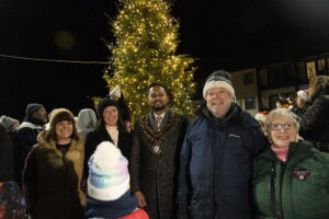 Community Spirit Shines Bright - The Mayor of Swindon, Cllr Imtiyaz Shaikh, to his left Cllrs Rebecca Banwell-Moore and and Cllr Marianne Le Coyte Grinney & to his right, Cllr Neil Hopkins & Cllr Trish Philpot