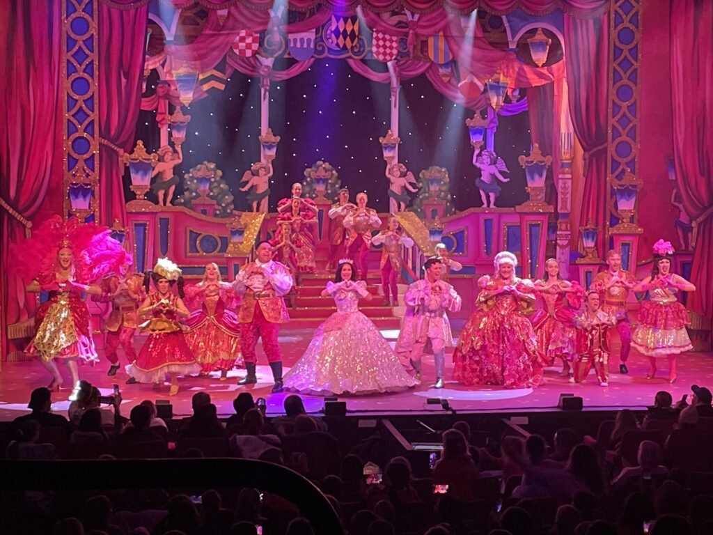 The panto cast on stage at the Wyvern theatre swindon 2024