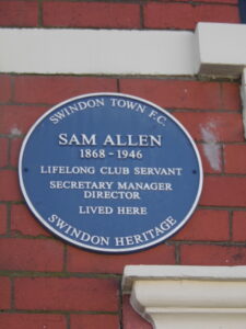 Blue plaque for Sam Allen on Kent Road in Swindon's Old Town