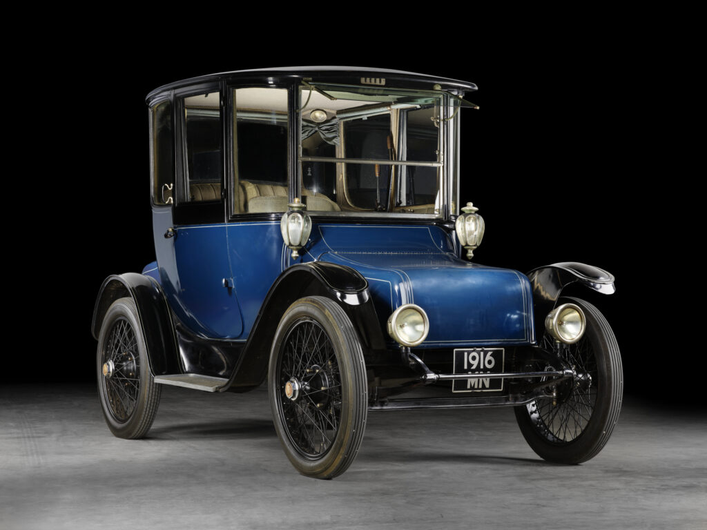 Motor vehicle, Detroit brougham, electric, registration no. 1916 MN, 1916.